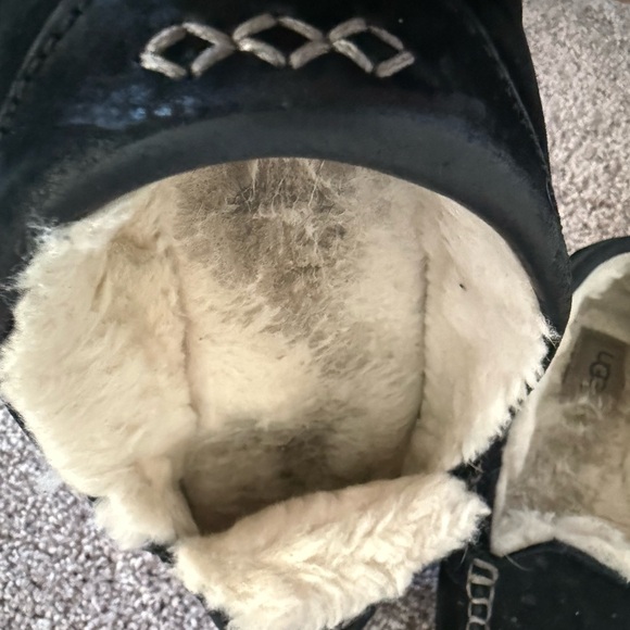 UGG Black Suede Shoes with Cream Shearling - Picture 3 of 10